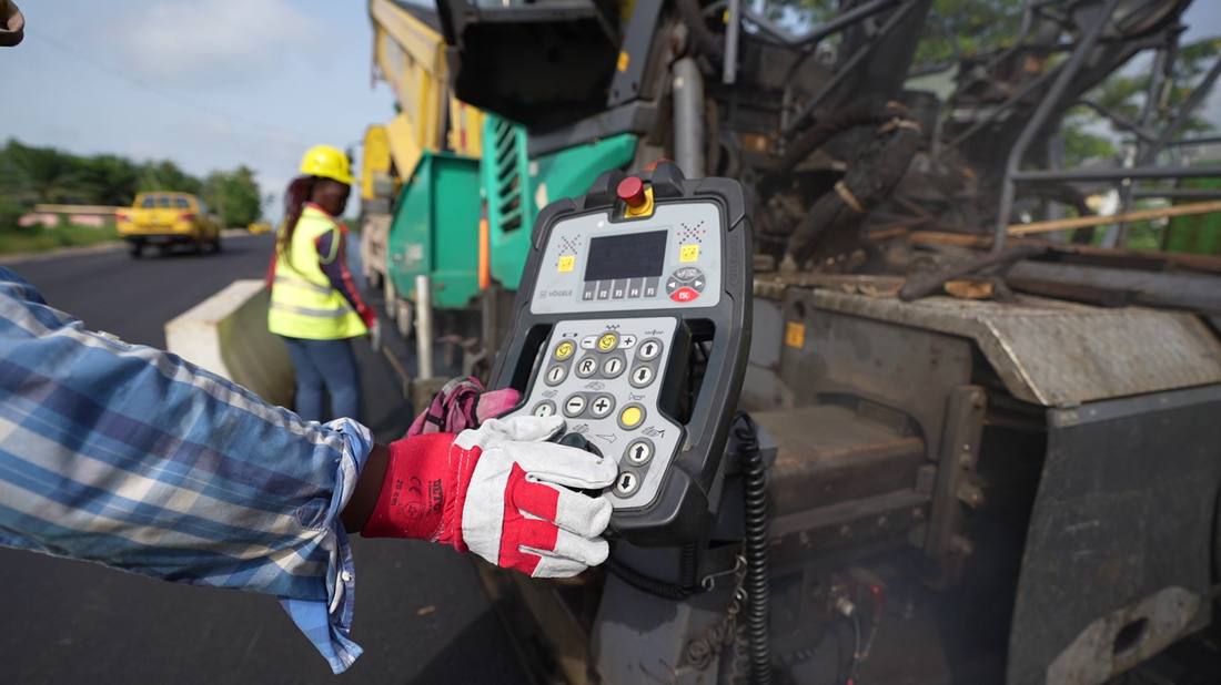 Paver control unit